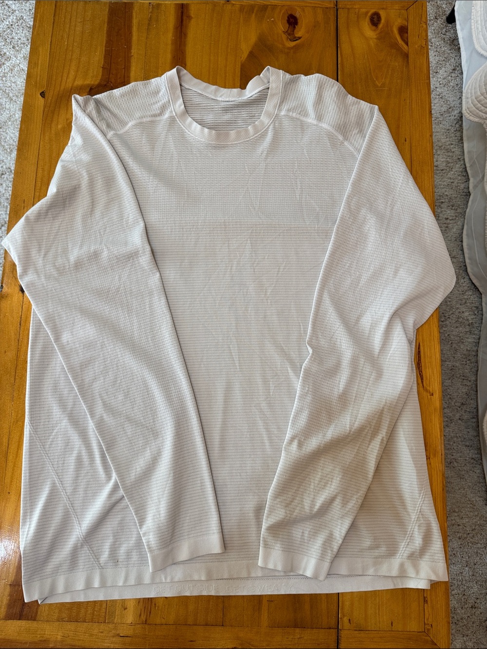 Men’s Lululemon shirt size XL